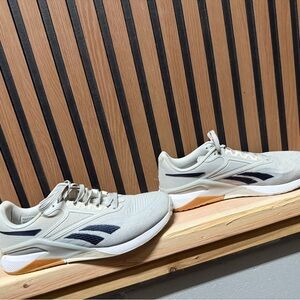 Reebok lifting sneakers